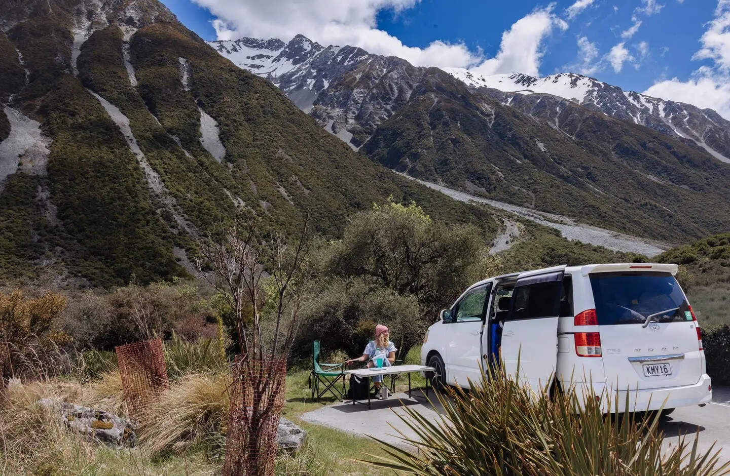 Un viatge per carretera amb un simple campista Wicked - Nova Zelanda
