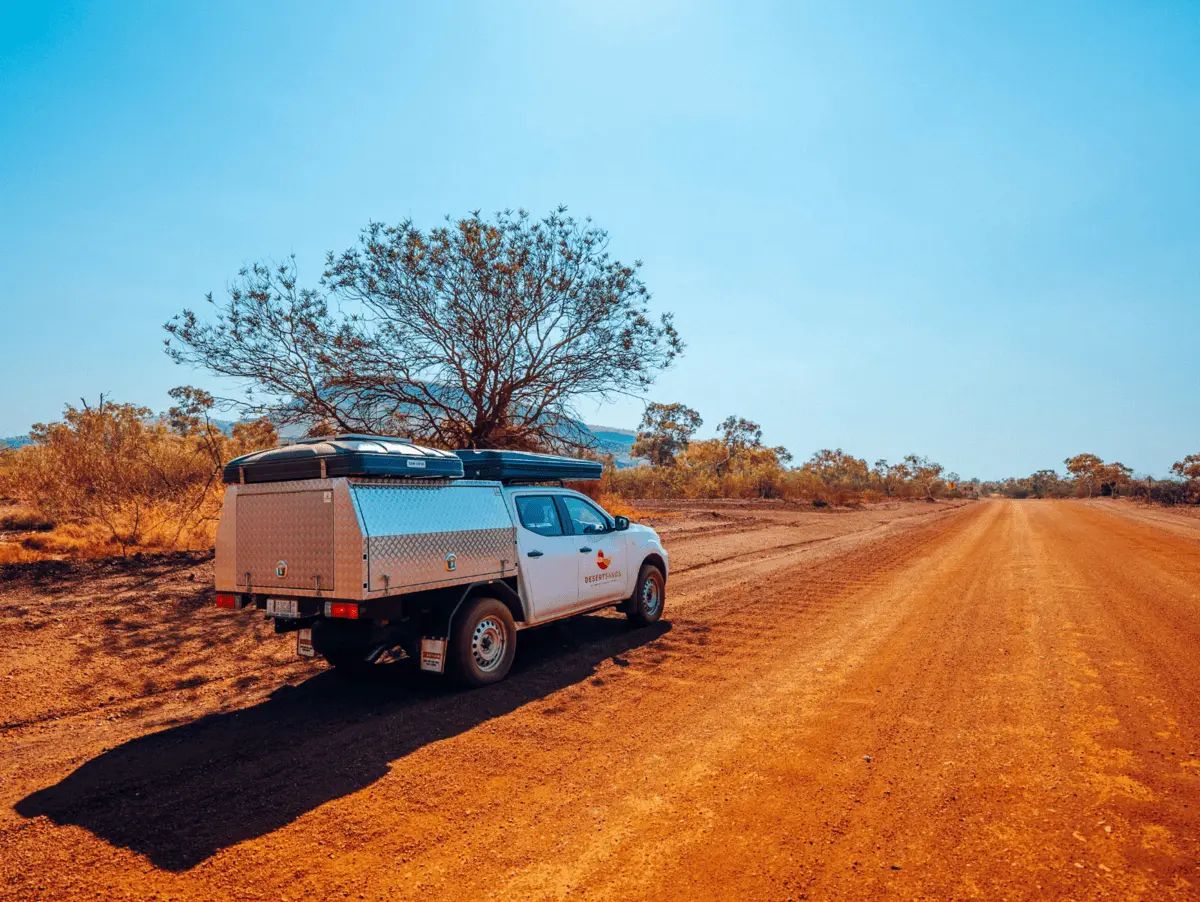 Un viatge per carretera amb un simple campista Wicked - Austràlia