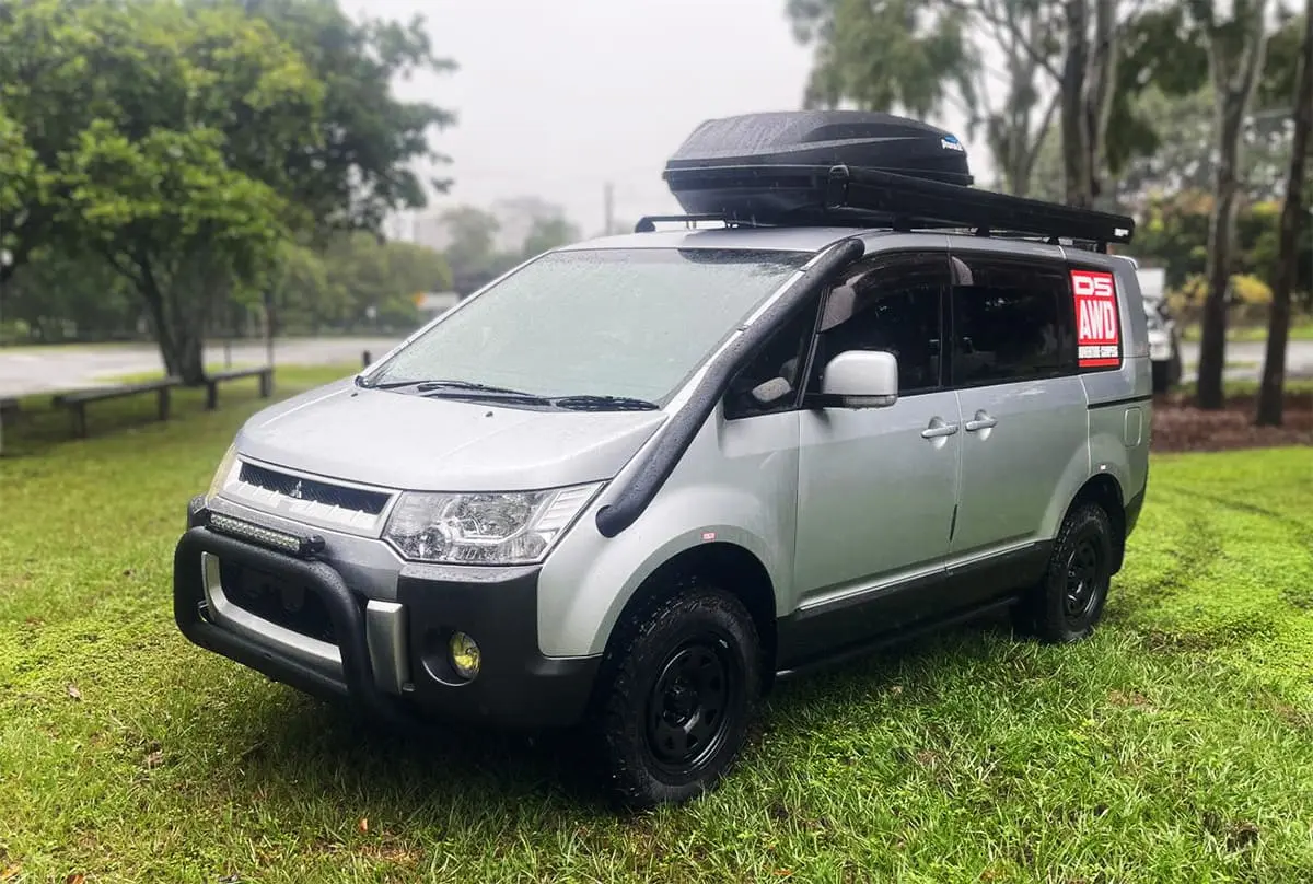D5 4X4 Adventure Camper - Austràlia